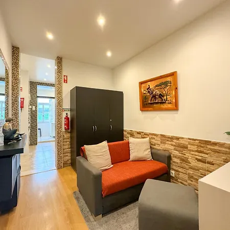 Appartement Quiet And Cozy, Easy Access To Highlights #1880 Lissabon