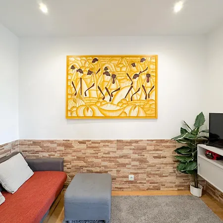 Διαμέρισμα Quiet And Cozy, Easy Access To Highlights #1880 *