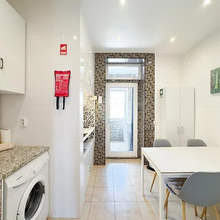 Appartement Quiet And Cozy, Easy Access To Highlights #1880 *