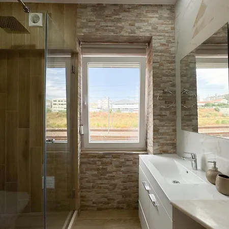 Quiet And Cozy, Easy Access To Highlights #1880 Lissabon