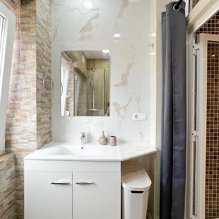 Quiet And Cozy, Easy Access To Highlights #1880 *